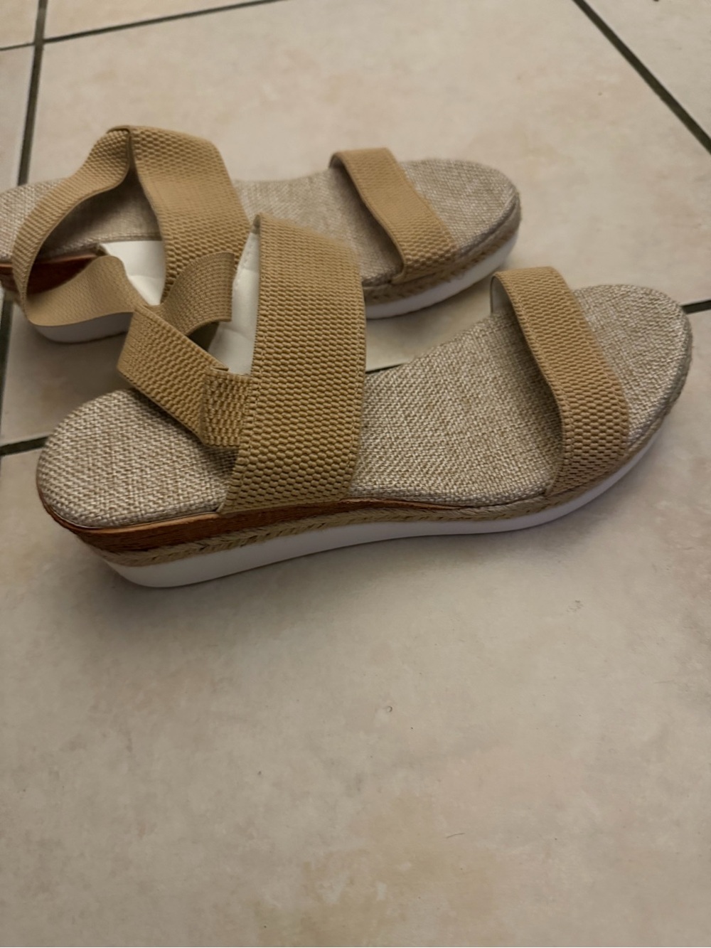 Women’s Neutral Tan Platform Sandals with Elastic Cross Straps